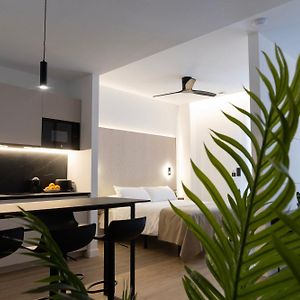Demetrio By Alma Suites